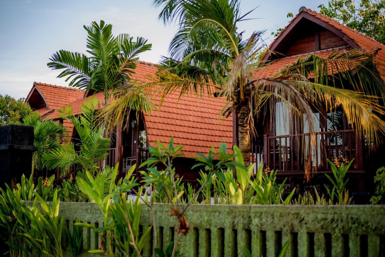 The Granyam Garden Cottage Batununggul Bagian luar foto