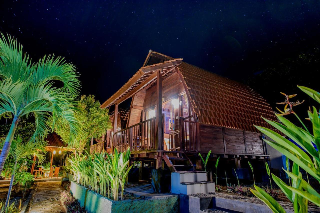 The Granyam Garden Cottage Batununggul Bagian luar foto